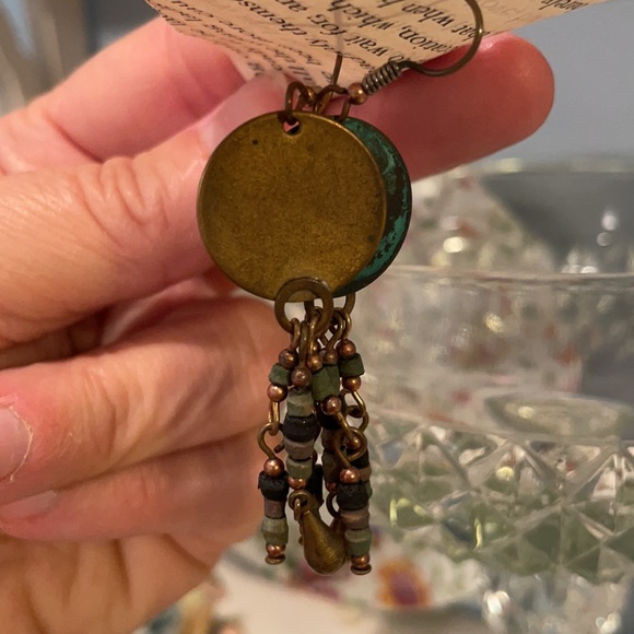 Handmade patina hook earrings - Picture 4 of 4